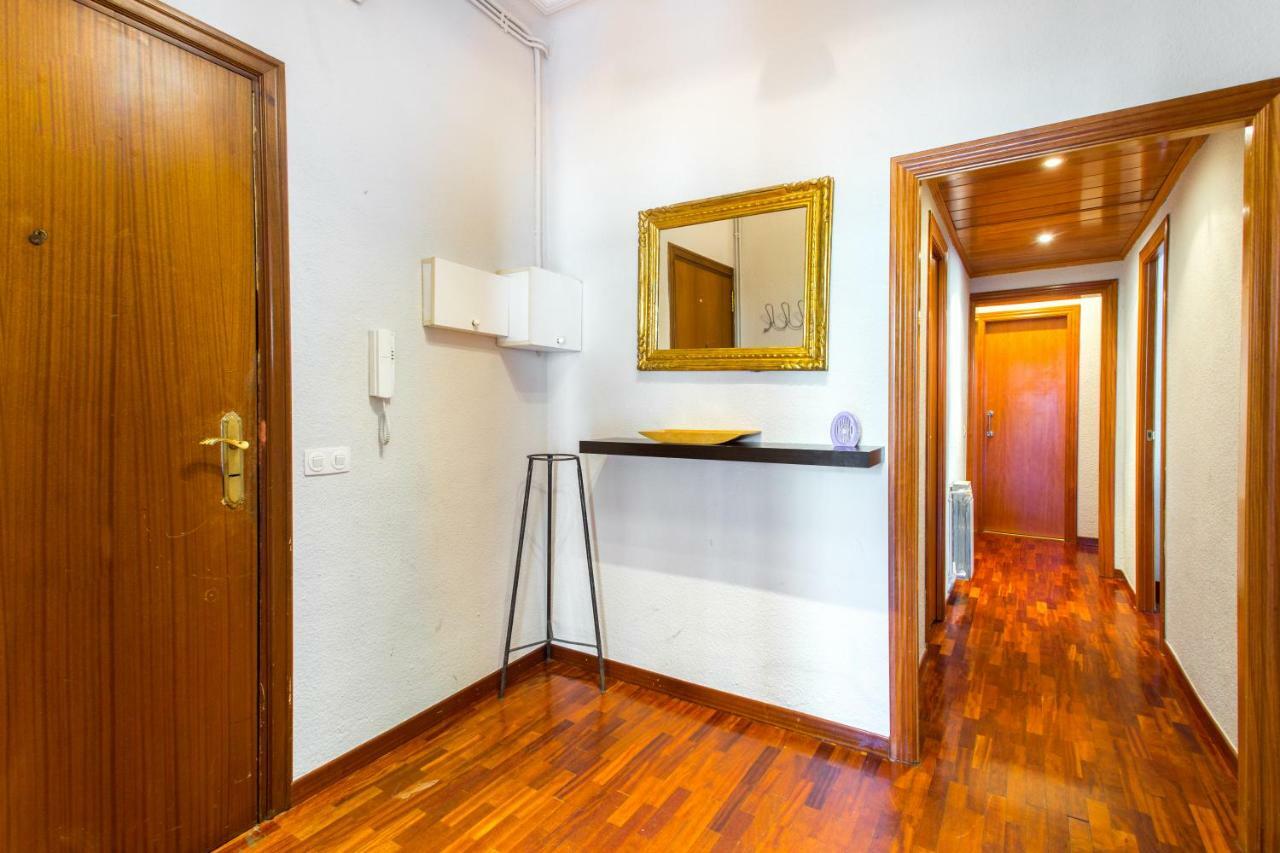 Friendly Rentals Rambla Flower Barcellona Esterno foto