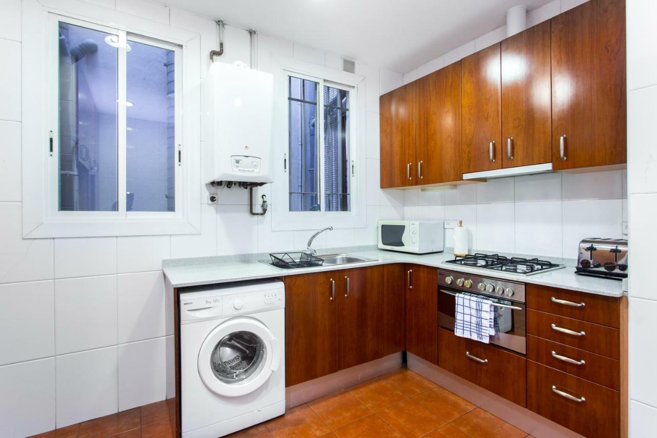 Friendly Rentals Rambla Flower Barcellona Esterno foto